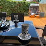 Schmucke Huus Hébergement de vacances Schwabstedt